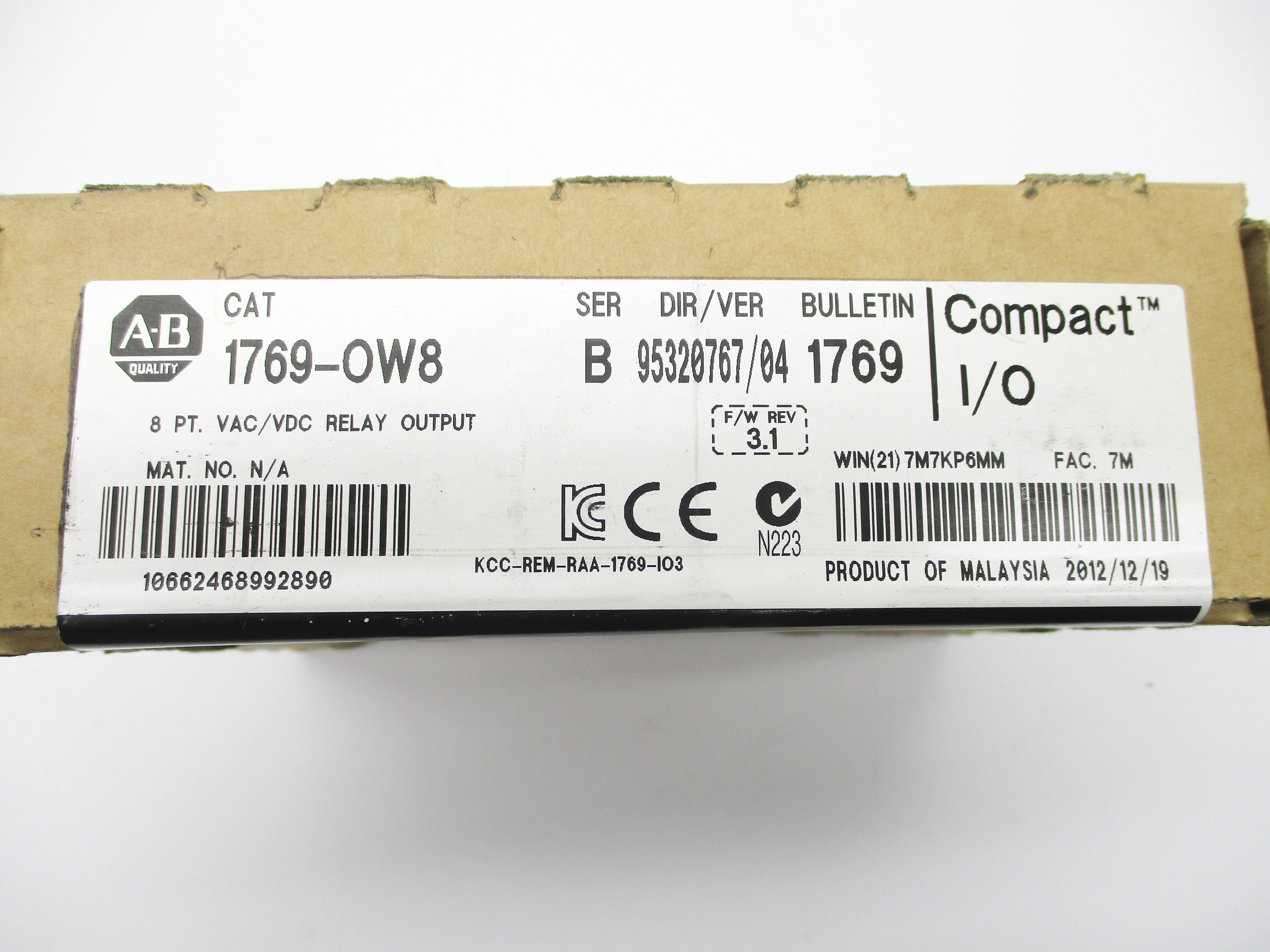 ALLEN BRADLEY 1769-OW8 SER. B F/W 3.1 DATE: 2012 NSFS