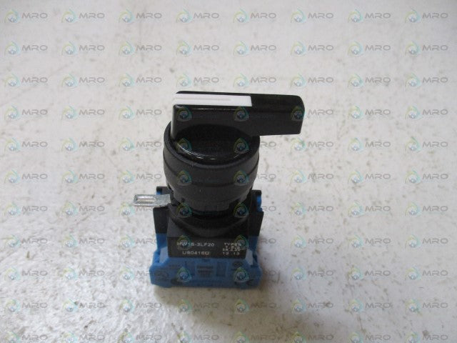 IDEC HW1S-3LF20 SELECTOR SWITCH *NEW IN BOX*