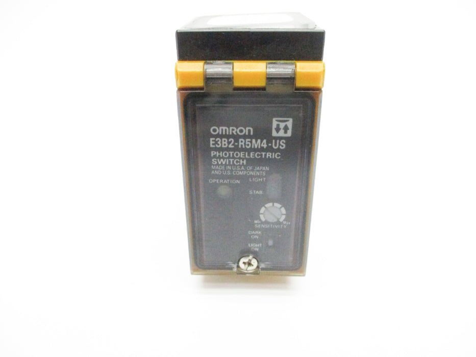 OMRON E3B2-R5M4-US 24-240VAC NSNP