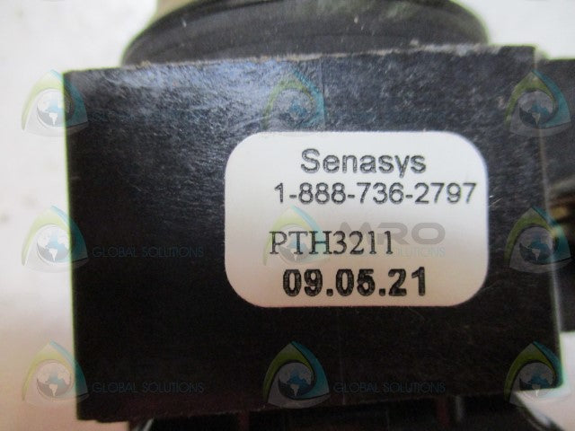 SENASYS PTH3211 PUSHBUTTON SWITCH *NEW NO BOX*
