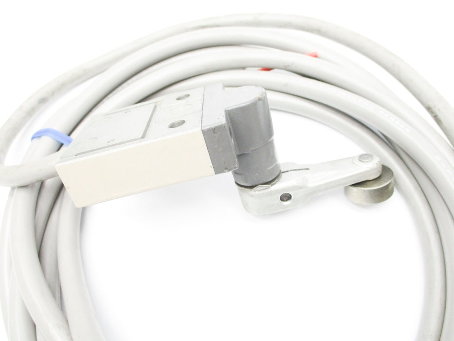 OMRON D4C-1220 250V 2A NSNP