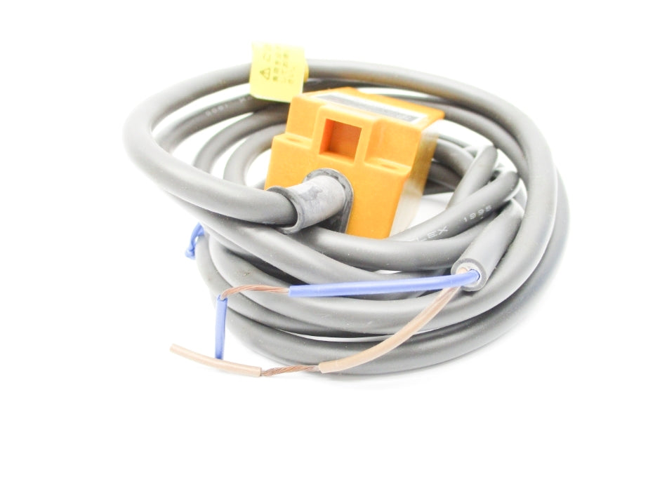 OMRON TL-N10MY1 NSMP