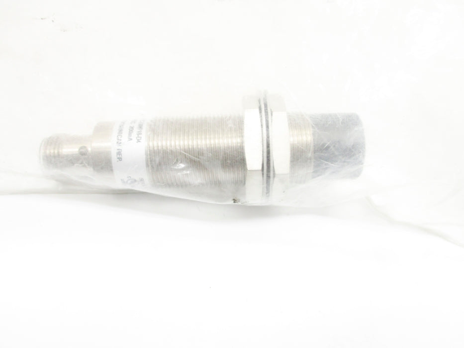 ALLEN BRADLEY 872C-D8NP18-D4 SER. D NSMP