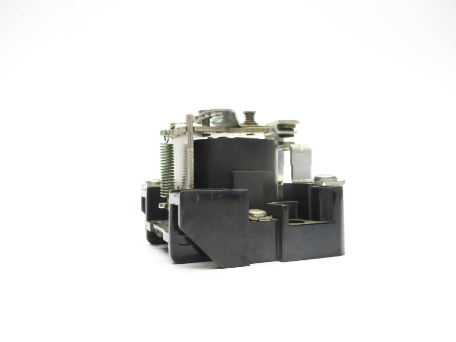 INDUSTRIAL SPARE PART 700-HG46A2 SER. B 120V 15A NSNP