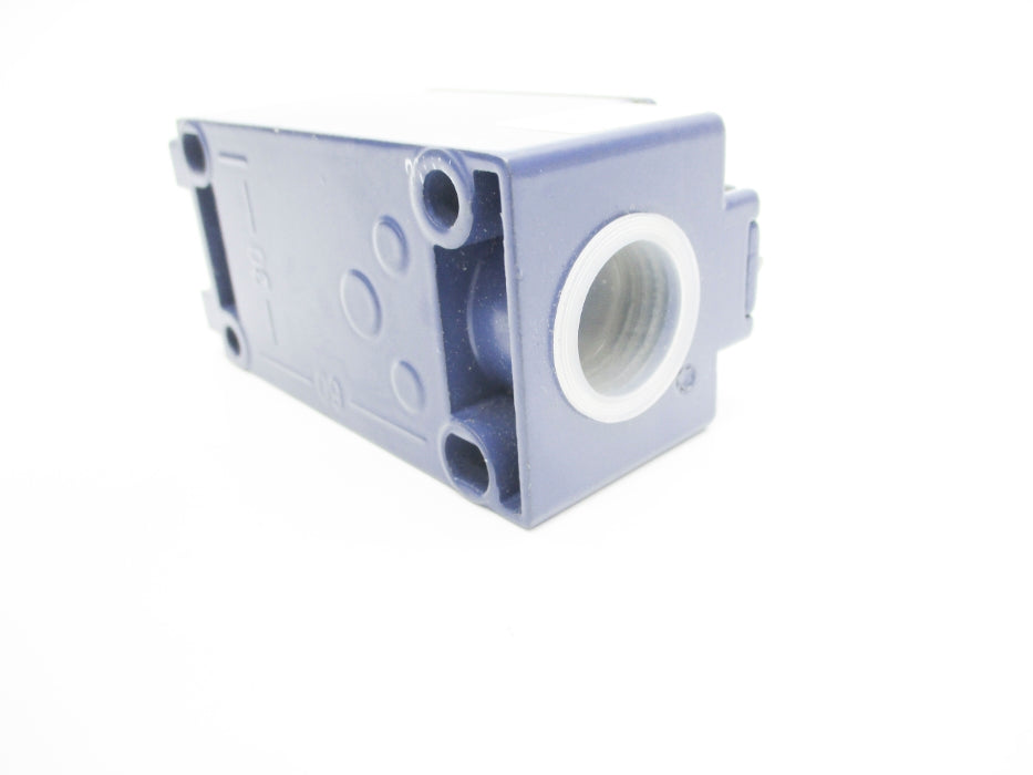 TELEMECANIQUE ZCK-J5H7 (AS PICTURED) NSNP