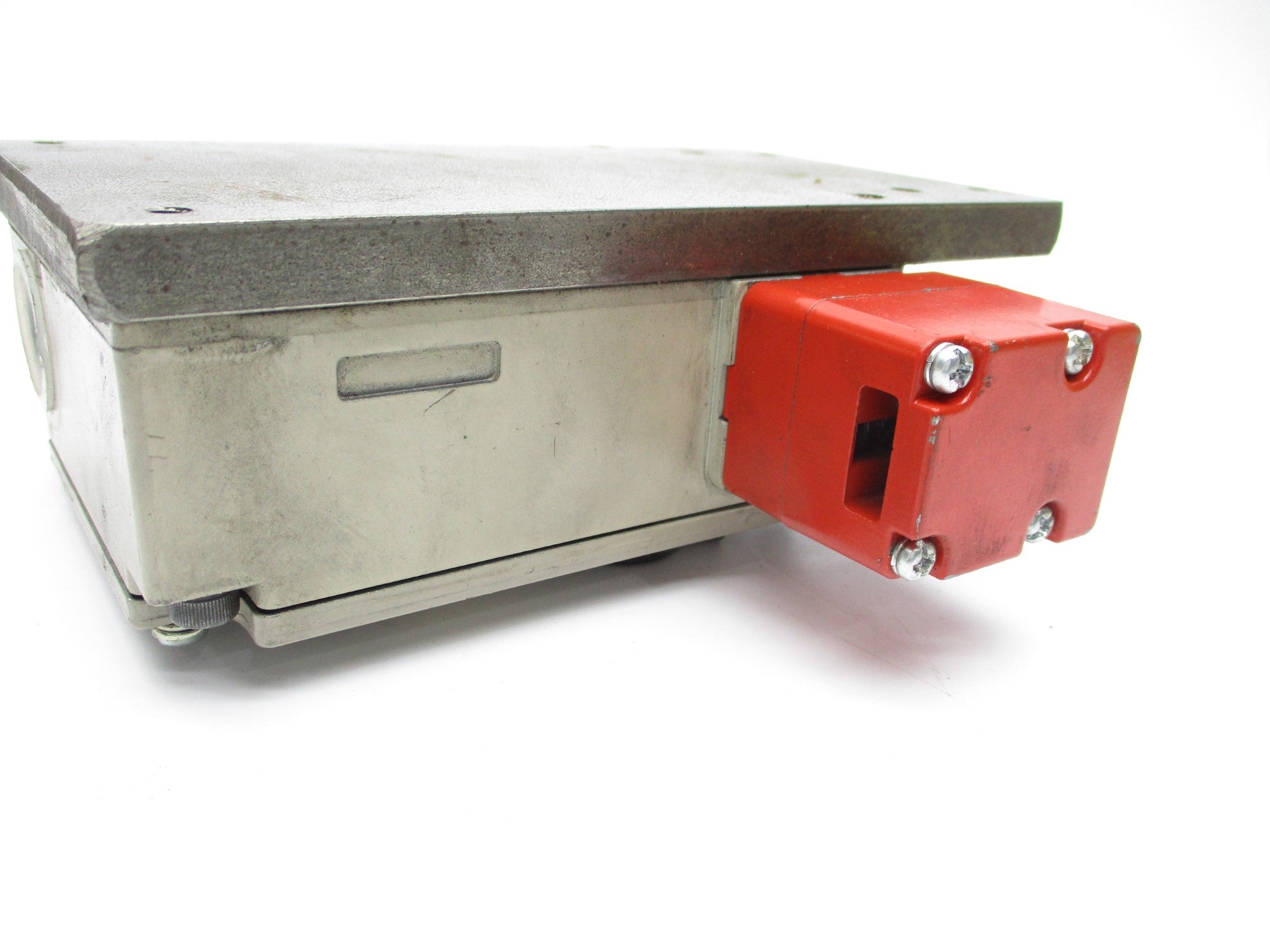 OMRON D4BL-3CRB-A (AS PICTURED) UNMP