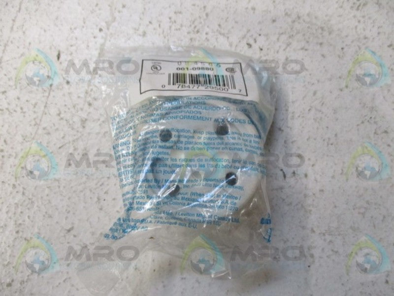 LEVITON 001-09880 LAMP HOLDER * NEW IN FACTORY BAG *