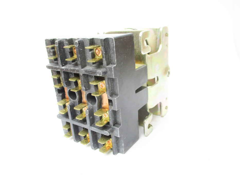 SQUARE D 8965R010 SER. B 110/120V NSMP