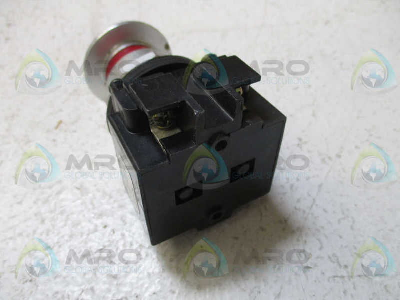 SENASYS PTY2211 PUSHBUTTON INDICATOR *NEW IN BOX*