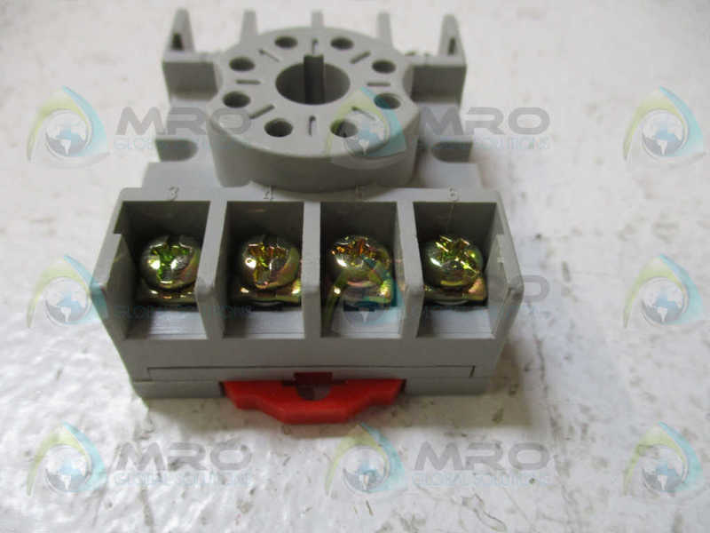 MAGNECRAFT 70-464-1 RELAY SOCKET *NEW IN BOX*