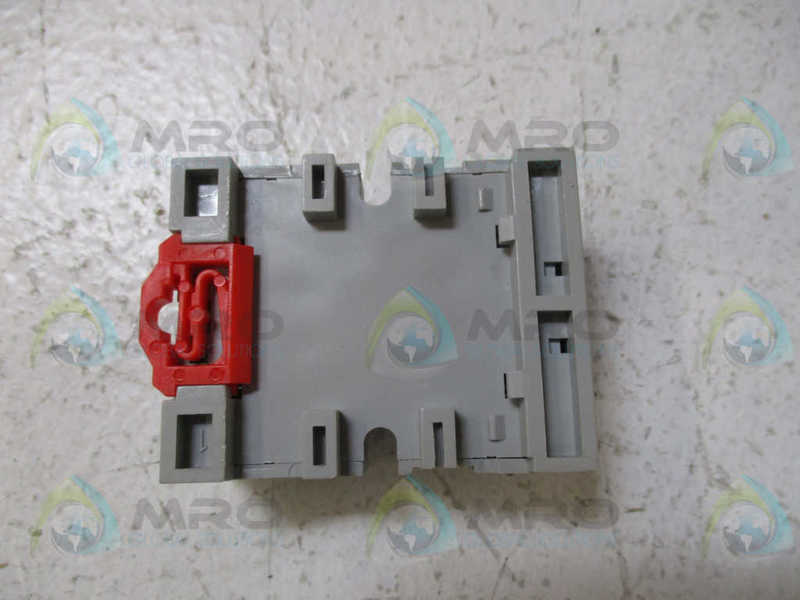 MAGNECRAFT 70-464-1 RELAY SOCKET *NEW IN BOX*