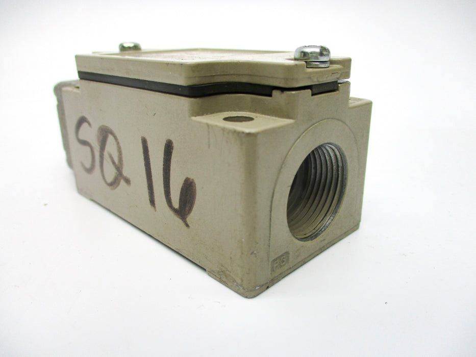 OMRON D4B-1570N UNMP