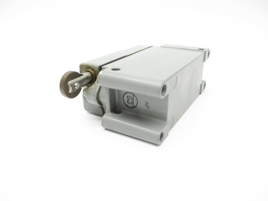 SQUARE D 9007AW36 SER. A 600VAC 5A NSNP
