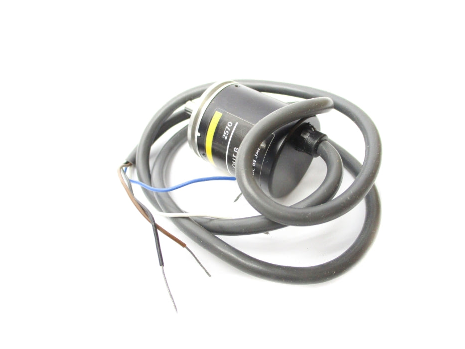OMRON E6A2-CW5C 12-24VDC 100P/R 0.5M NSMP