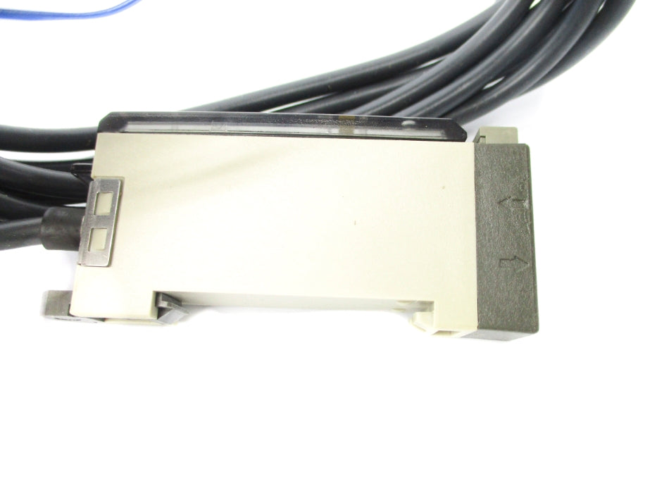 OMRON E3X-A11 10-30VDC 2M NSMP