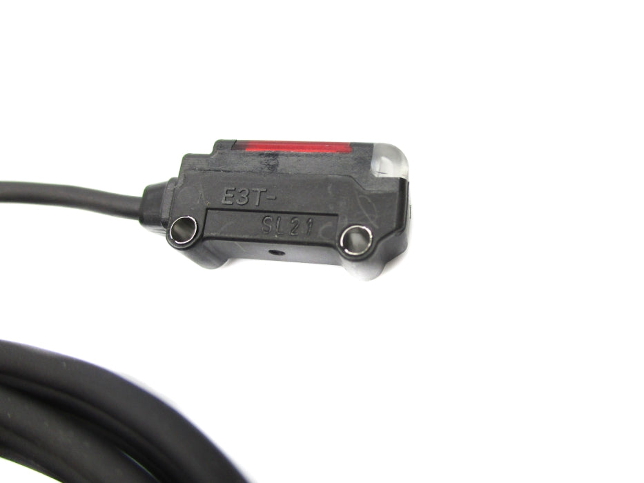 OMRON E3T-SL21 12-24VDC 2M NSMP