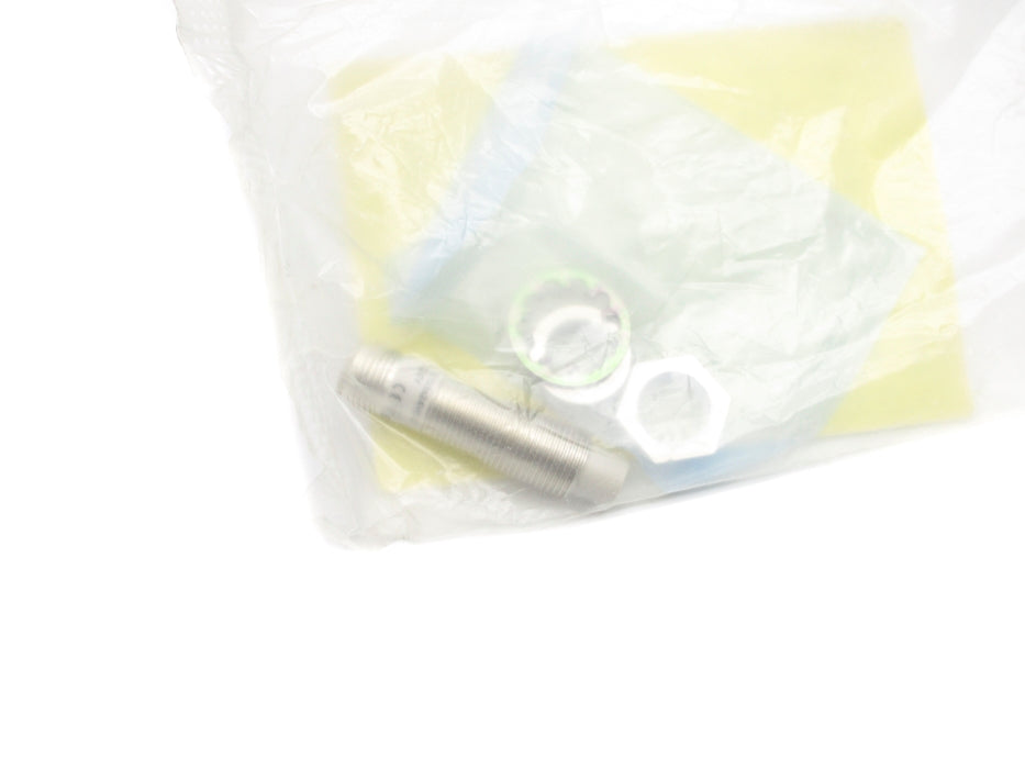 OMRON E2E-X8MD1-M1 12-24VDC 8MM NSMP
