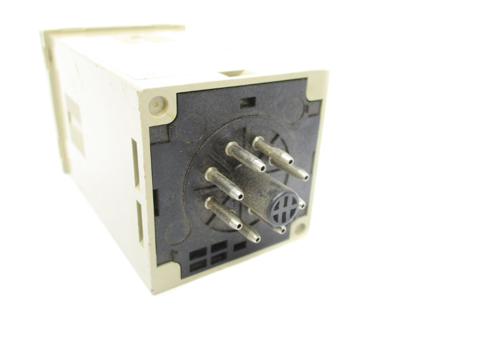 OMRON E5C2-R20P-D 300C 100/110/120VAC UNMP