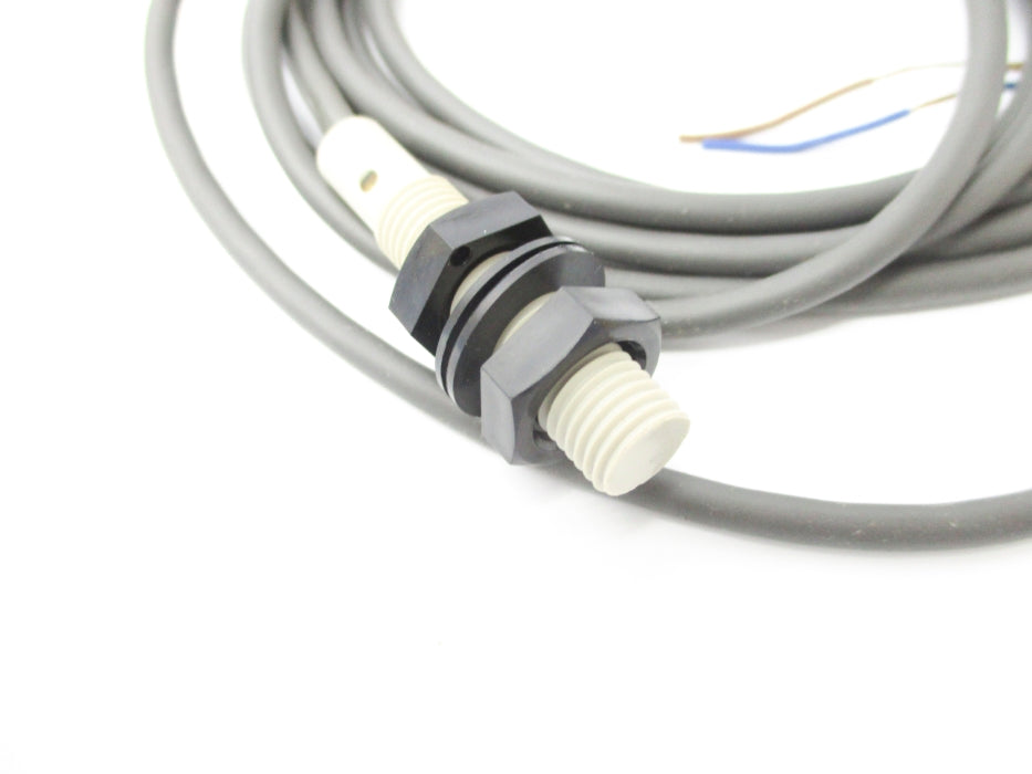 OMRON E2F-X1R5Y1 NSMP