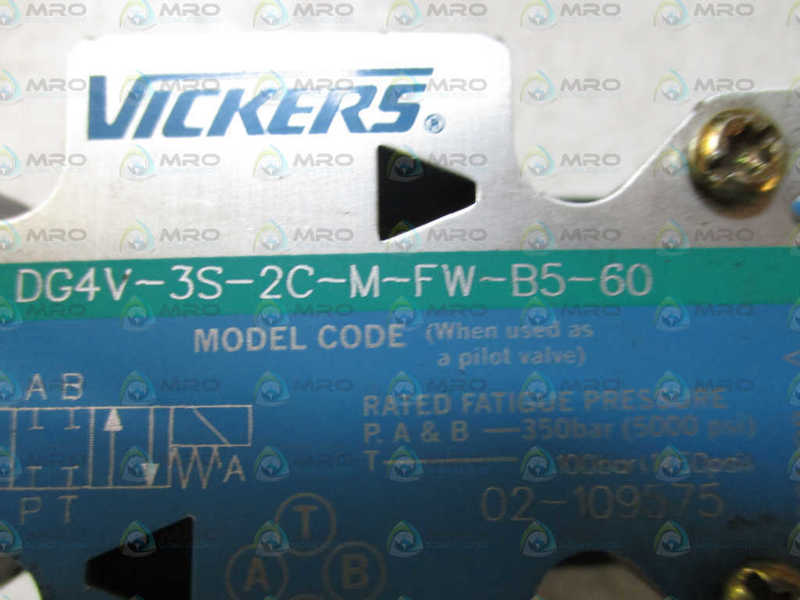 VICKERS DG4V-3S-2C-M-FW-B5-60 HYDRAULIC SOLENOID VALVE (AS PICTURED) *USED*