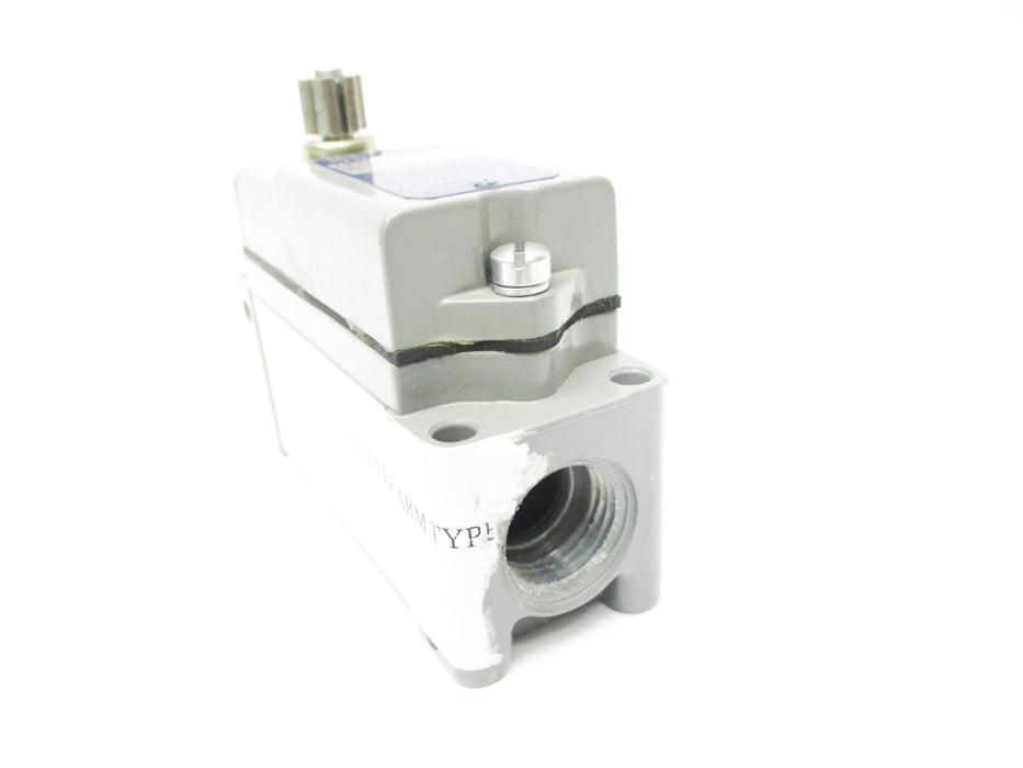 SQUARE D 9007AW16 SER. D (AS PICTURED) NSNP