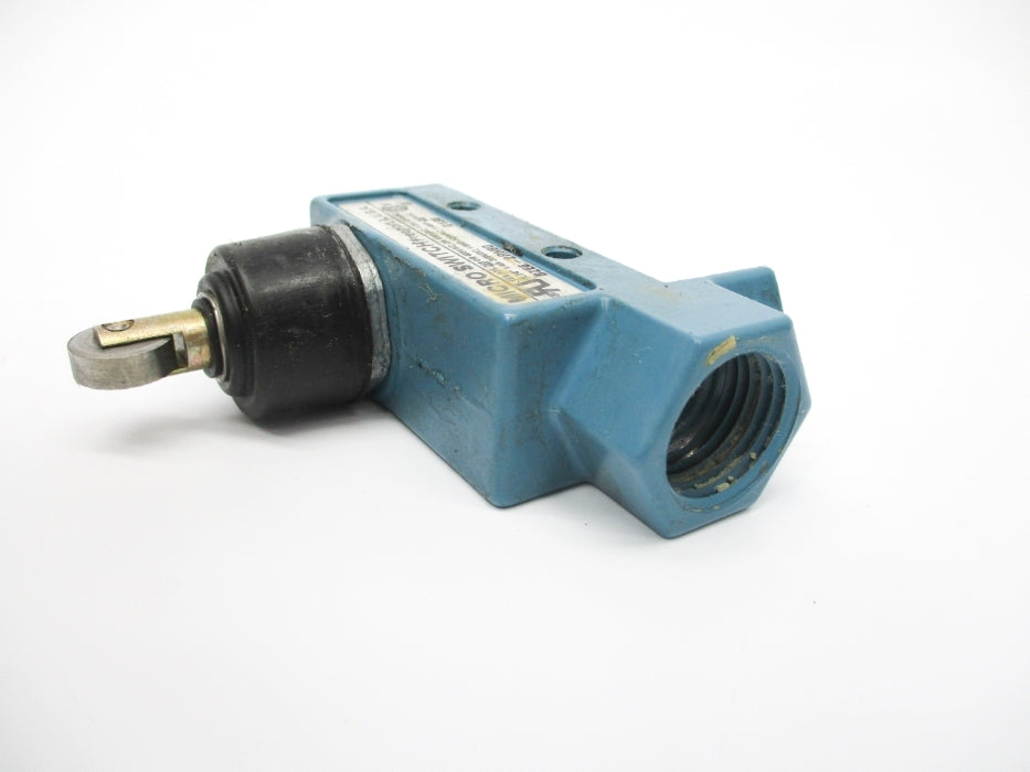 MICRO SWITCH BZE6-2RN80 600VAC 2A (AS PICTURED) UNMP