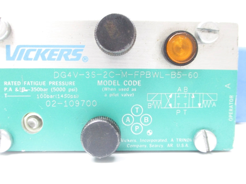VICKERS DG4V3S2CMFPBWLB560 02-109700 5000PSI 110/120V NSNP
