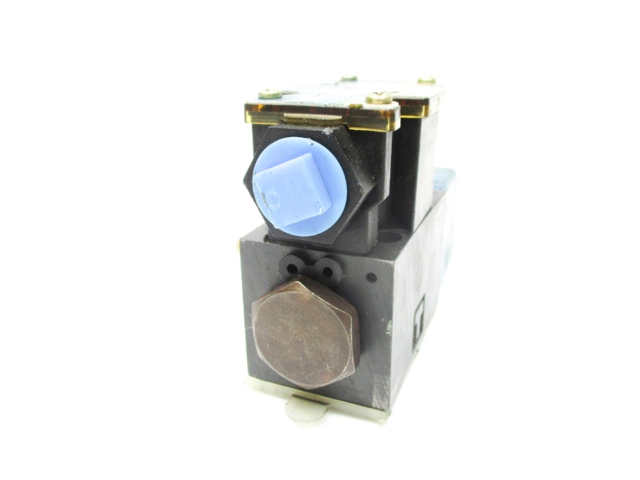 VICKERS DG4V3S6BMFWB560 110/120V 5000PSI UNMP