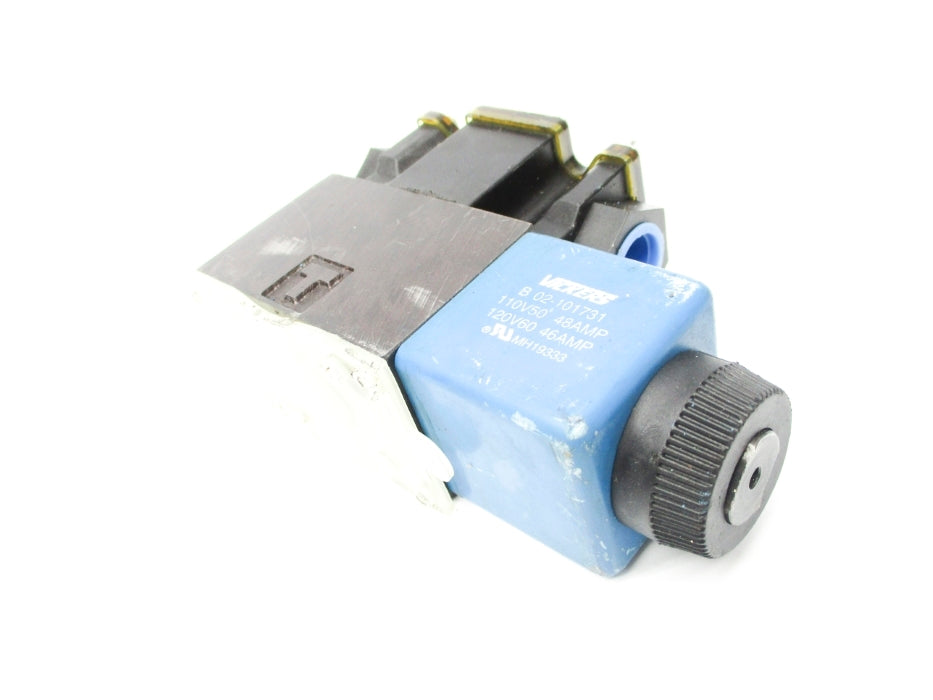 VICKERS DG4V3S2AMFWB560 02-109563 110/120V 5000PSI UNMP