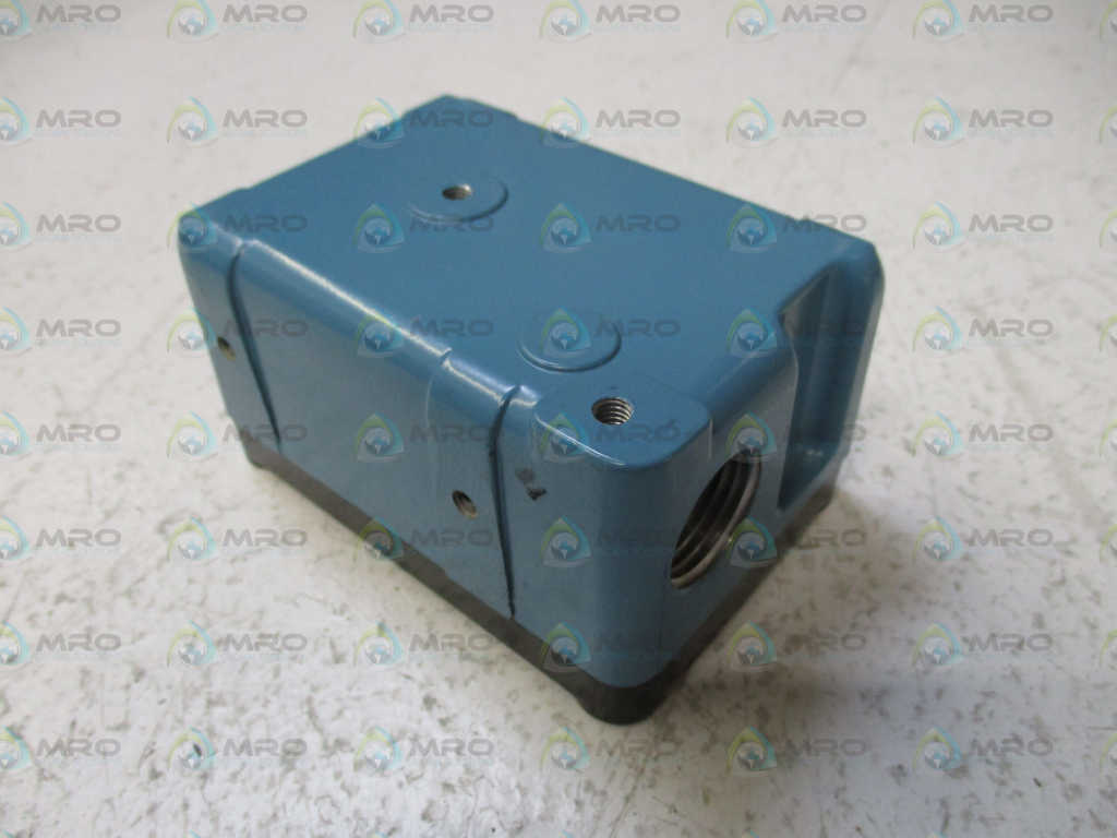 MICROSWITCH EX-Q EXPLOSION PROOF LIMIT SWITCH (AS PICTURED) *NEW NO BOX*
