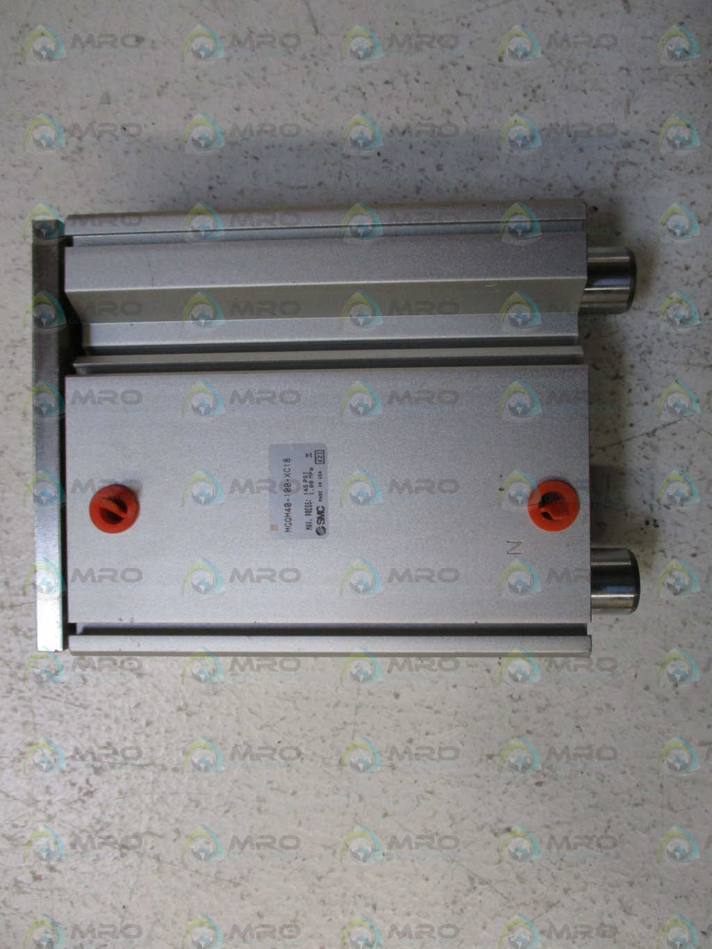 SMC MGQM40-100-XC18 CYLINDER *NEW NO BOX*