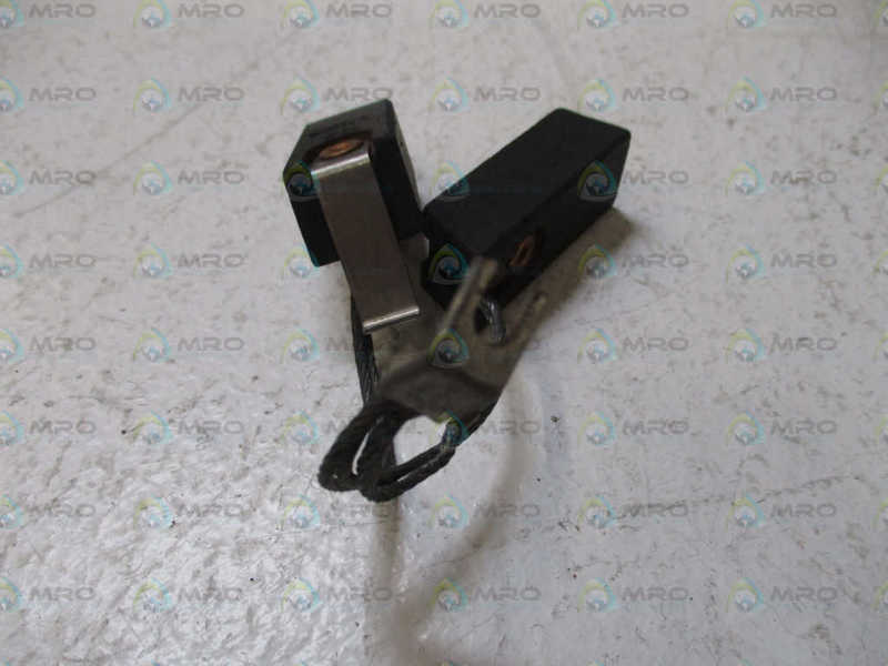 OA T563 CARBON MOTOR BRUSH *NEW NO BOX*
