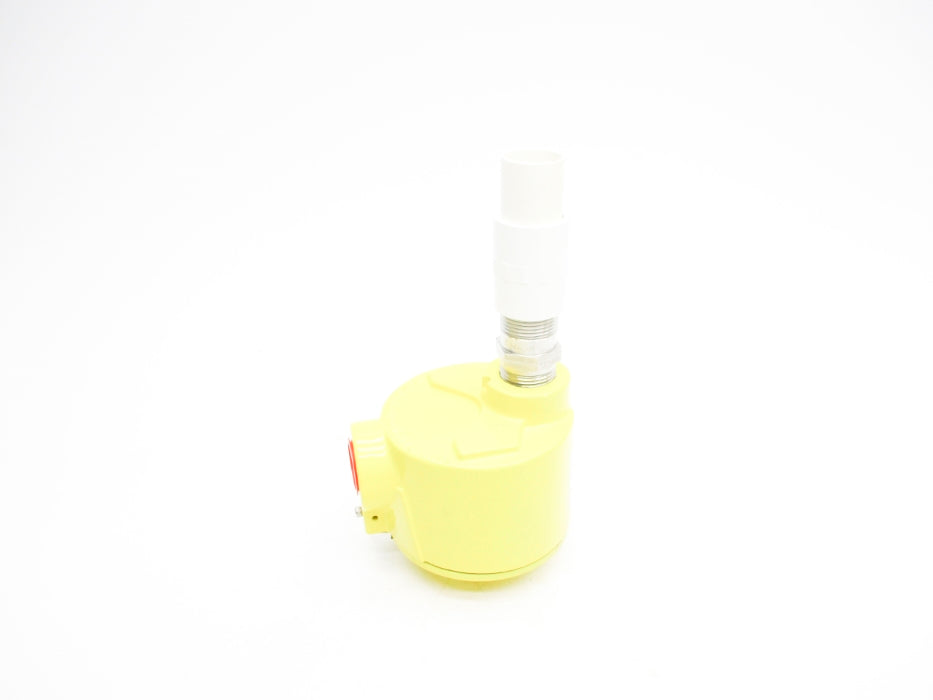 FLUID COMPONENTS INTERNATIONAL FLT93S-1A1A202C1B00000 115/220VAC 6A 2350PSI NSNP