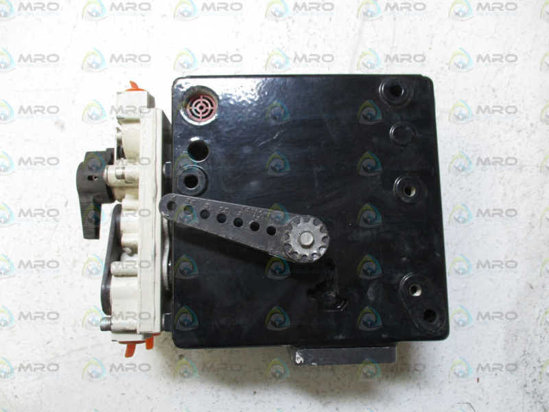 ABB AV1121000 PNEUMATIC POSITIONER * USED *