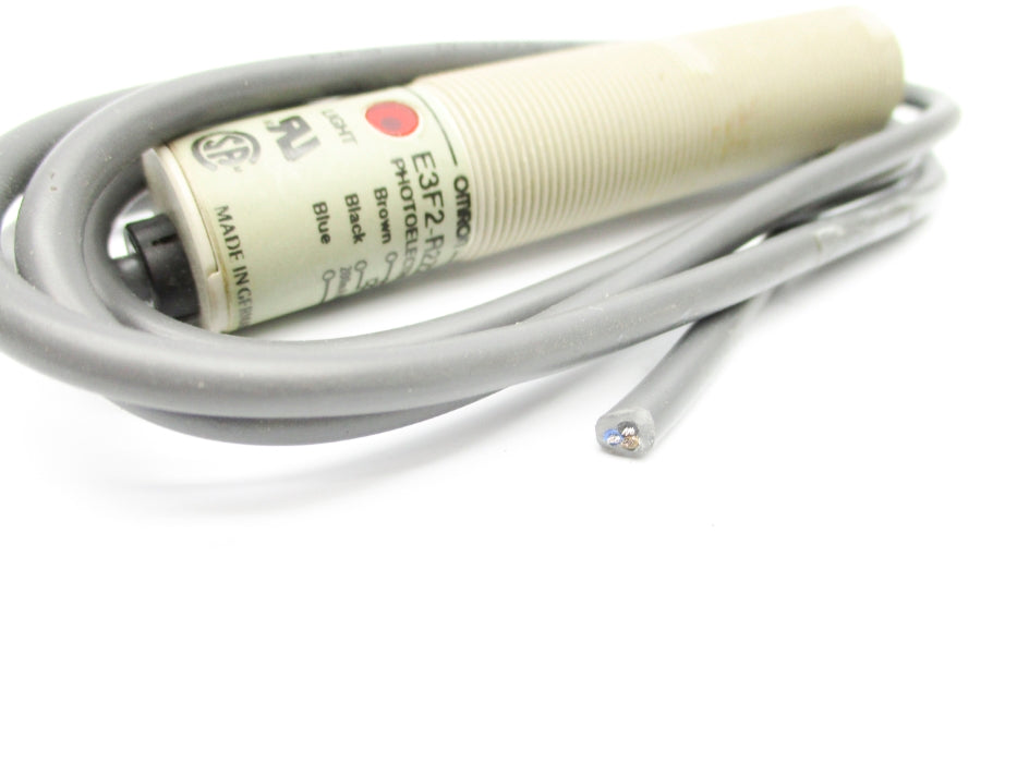 OMRON E3F2-R2Z2 24-240VAC UNMP