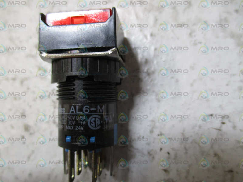 IDEC AL6M-M24-R RED PUSHBUTTON SWITCH *USED*