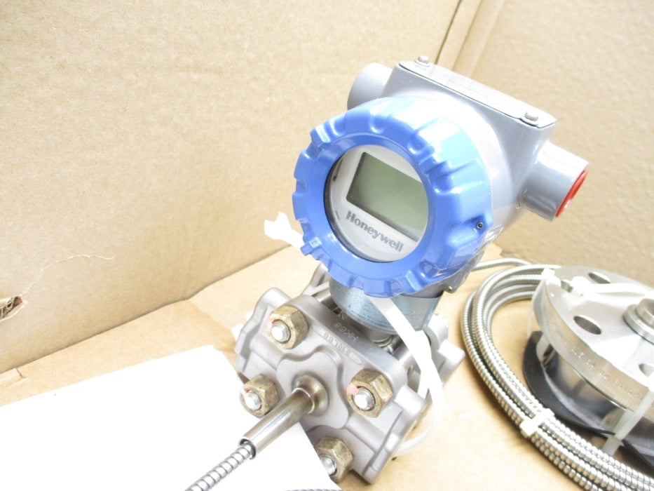 HONEYWELL STR82D-21CN1D0-DDCBA40JK-A-ADE-11C-A-20A-0-00-0000 NSMP