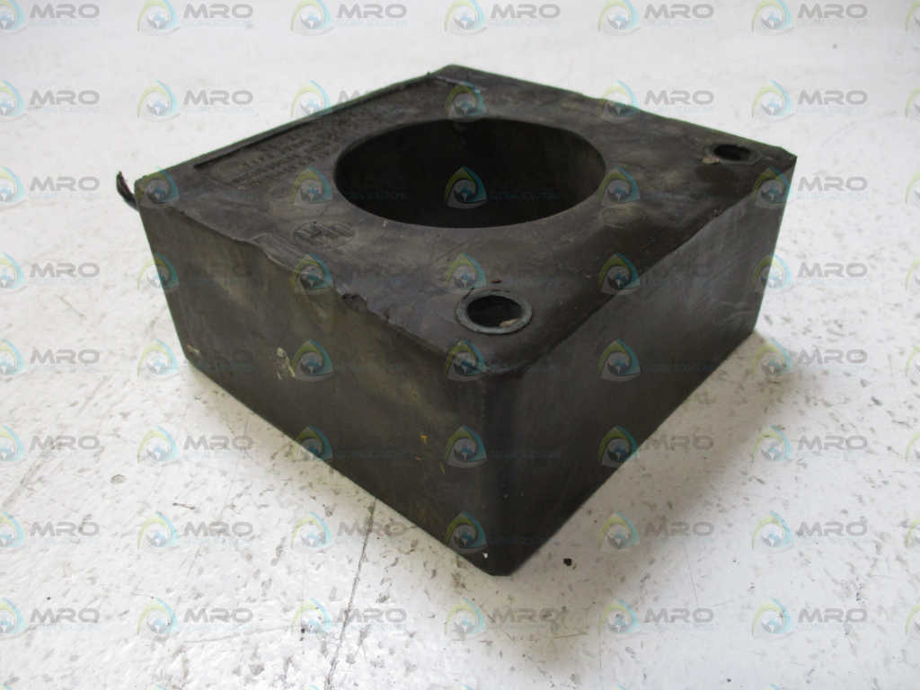 GENERAL ELECTRIC TYPE JCH-0 631X33 CURRANT TRANSFORMER 800:5A *USED*