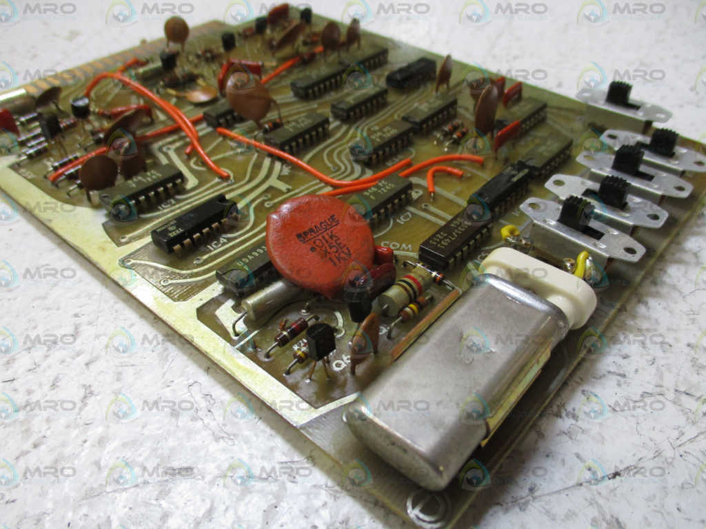 AVTRON D8357 AMPLIFIER/OSCILLATOR MODULE *USED*