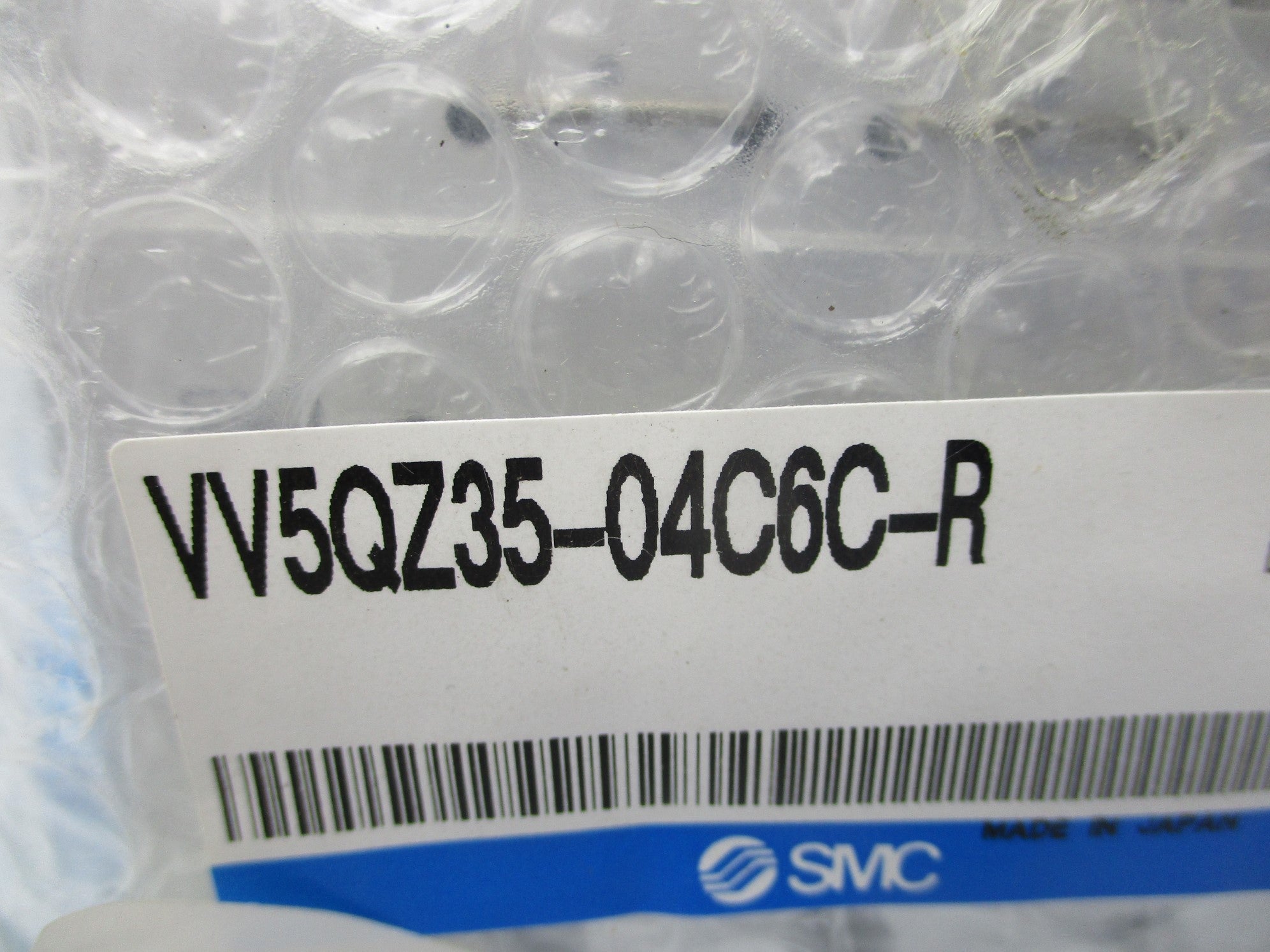 SMC VV5QZ35-04C6C-R NSMP
