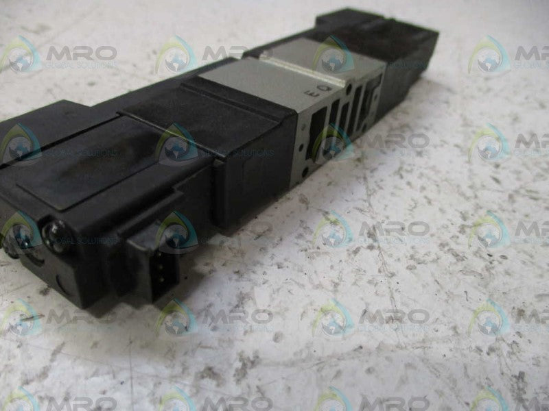 SMC VZS3250-5FZ SOLENOID VALVE *NEW NO BOX*