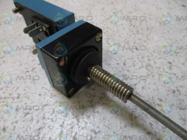 MICROSWITCH LSZ7J1A-7N HEAVY DUTY LIMIT SWITCH *NEW NO BOX*