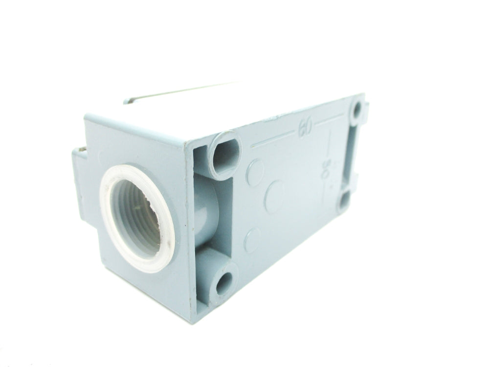 TELEMECANIQUE ZCK-J1 (300V) NSNP