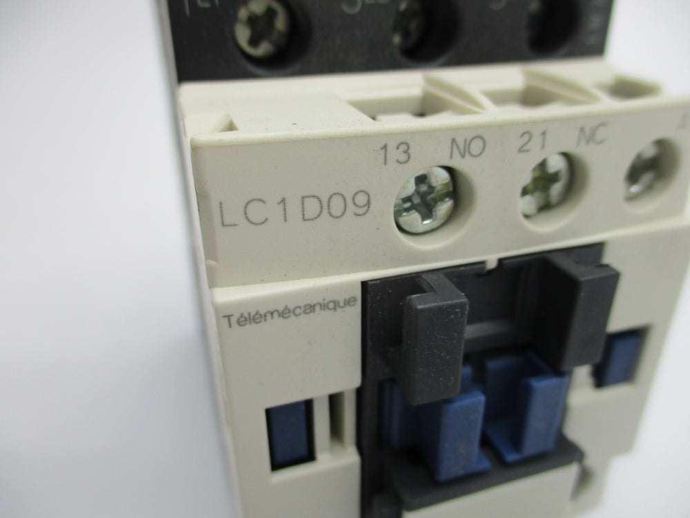 TELEMECANIQUE LC1D09F7 110V  (AS PICTURED) NSNP