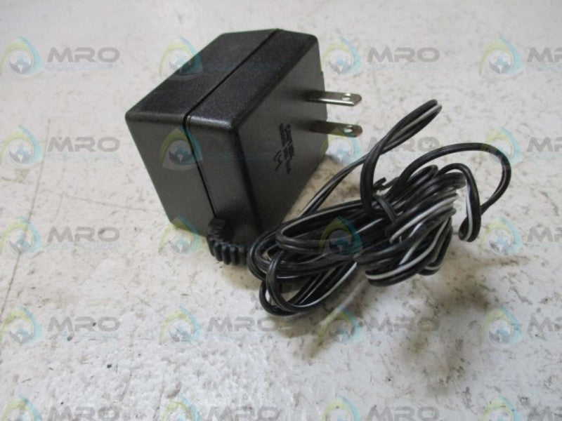 LINEAR PI-41-77D-1 AC POWER ADAPTER *NEW NO BOX*