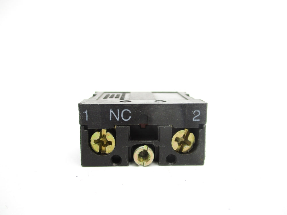 TELEMECANIQUE ZB2-BE102 500V 10A NSNP
