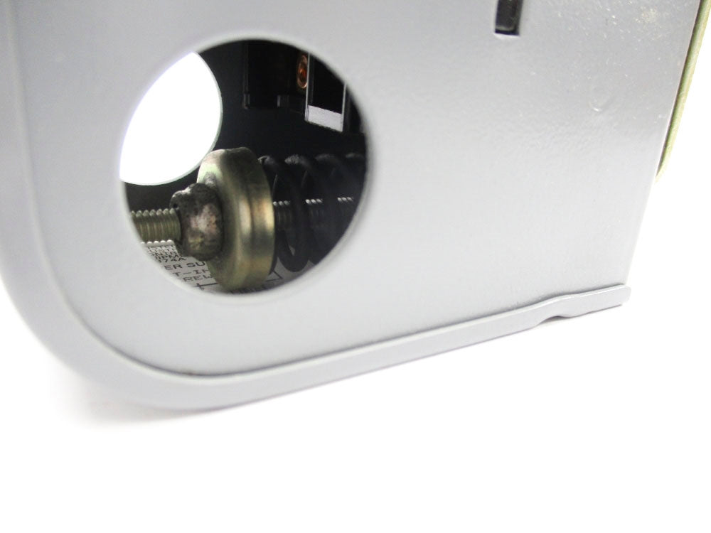 JOHNSON CONTROLS P61AG-1C 10/75PSI NSMP
