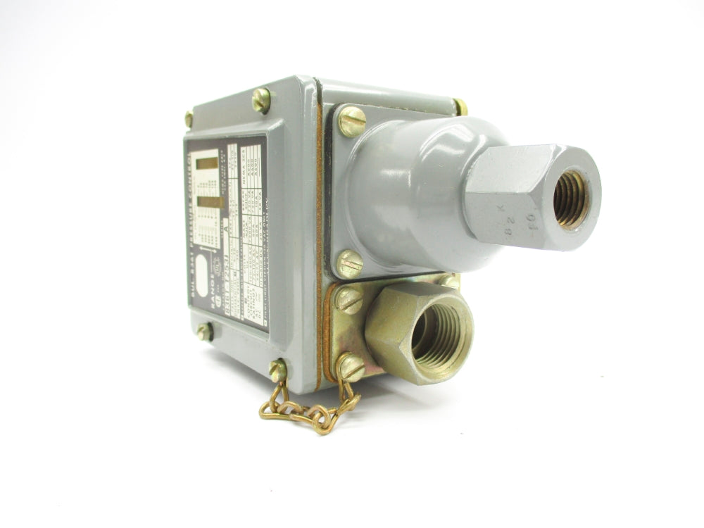 ALLEN BRADLEY 836T-T253J SER. A 0-150PSI (BR/YL) NSMP