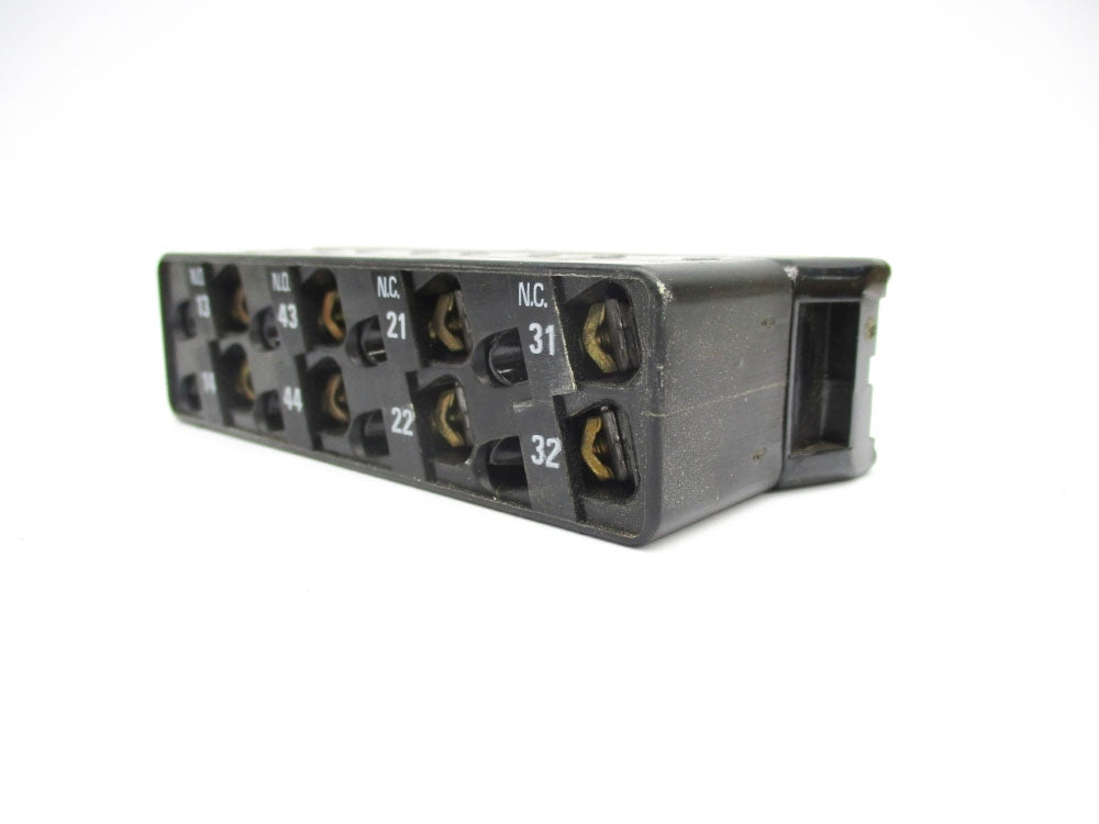 TELEMECANIQUE LA1F221 NSNP
