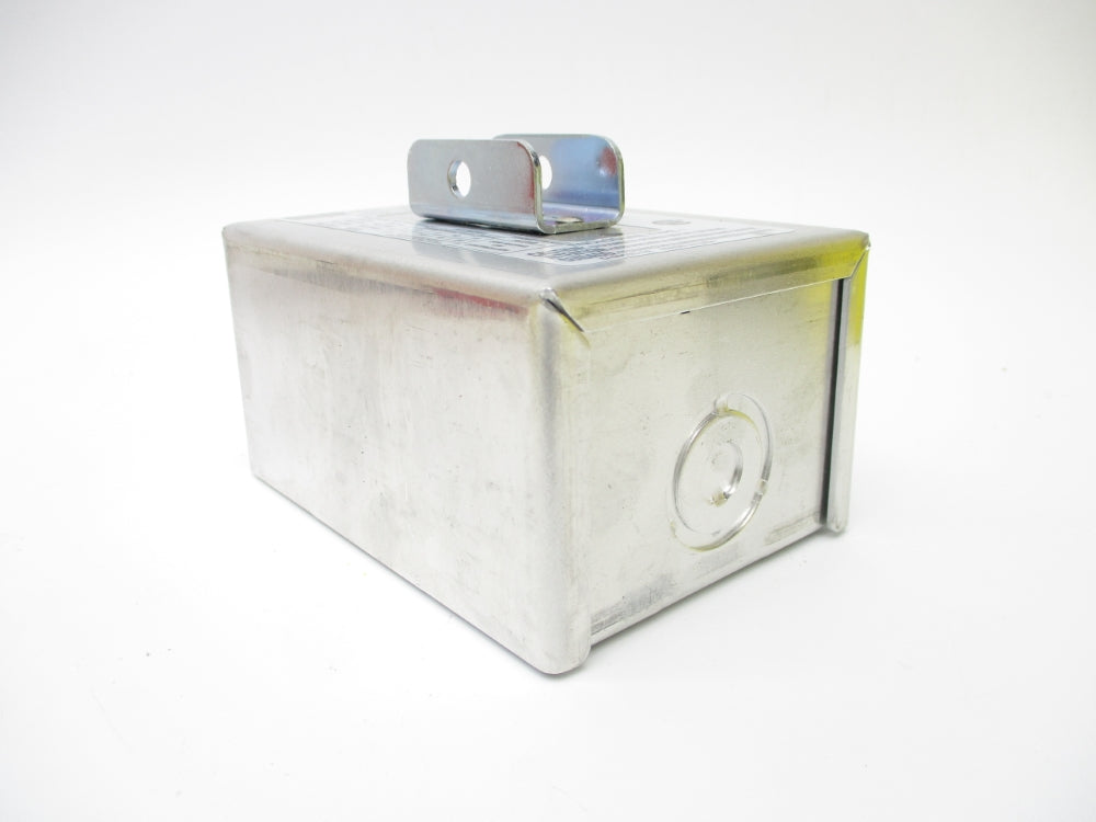 HUBBELL HBL1370 NSMP